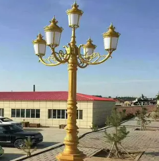 led路灯广场高杆灯 太阳能仿古路灯曲阜